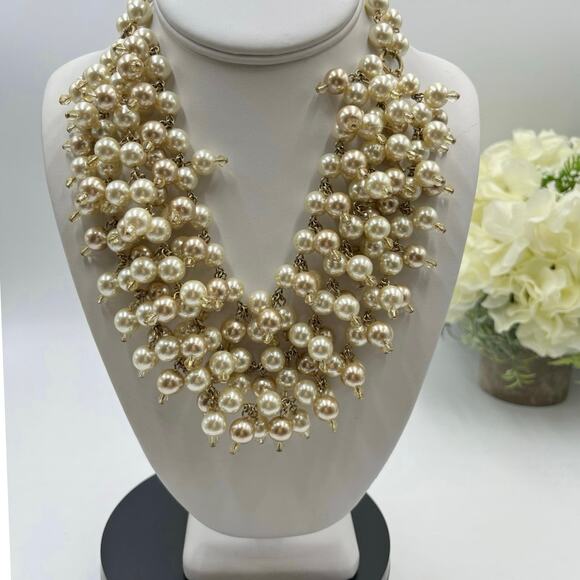 Stella and Dot Sophia MultiStrand Cluster Ivory Faux Pearl Bib Necklace - Picture 9 of 9